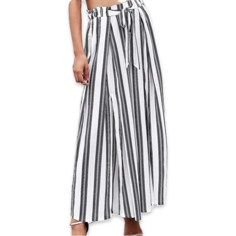 Stripped pants Summer smocked waist wide leg with slit on legs L New Boutique